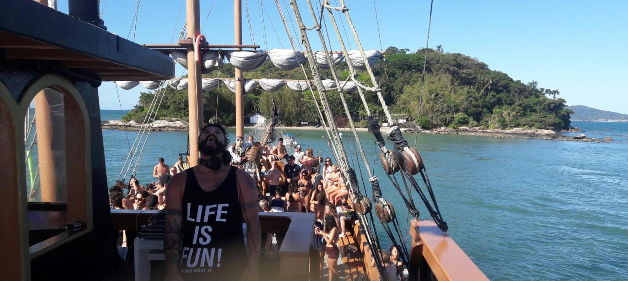 Submarino Hostel Florianopolis Bagian luar foto